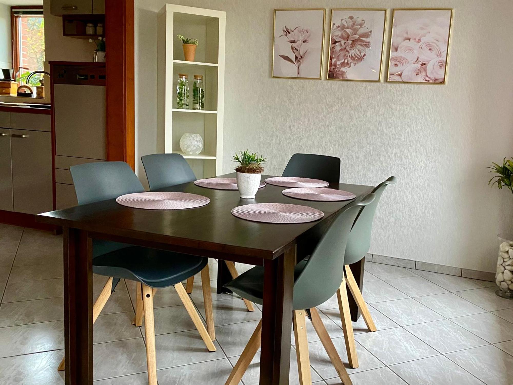 Schoene Ferienwohnung Итцехое Екстериор снимка